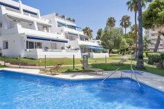 Appartement op de begane grond Nueva Andalucía € 630.000,-